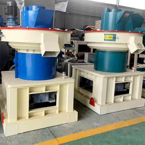 都說秸稈顆粒機(jī)好，秸稈顆粒機(jī)的產(chǎn)量與型號(hào)你可知道？